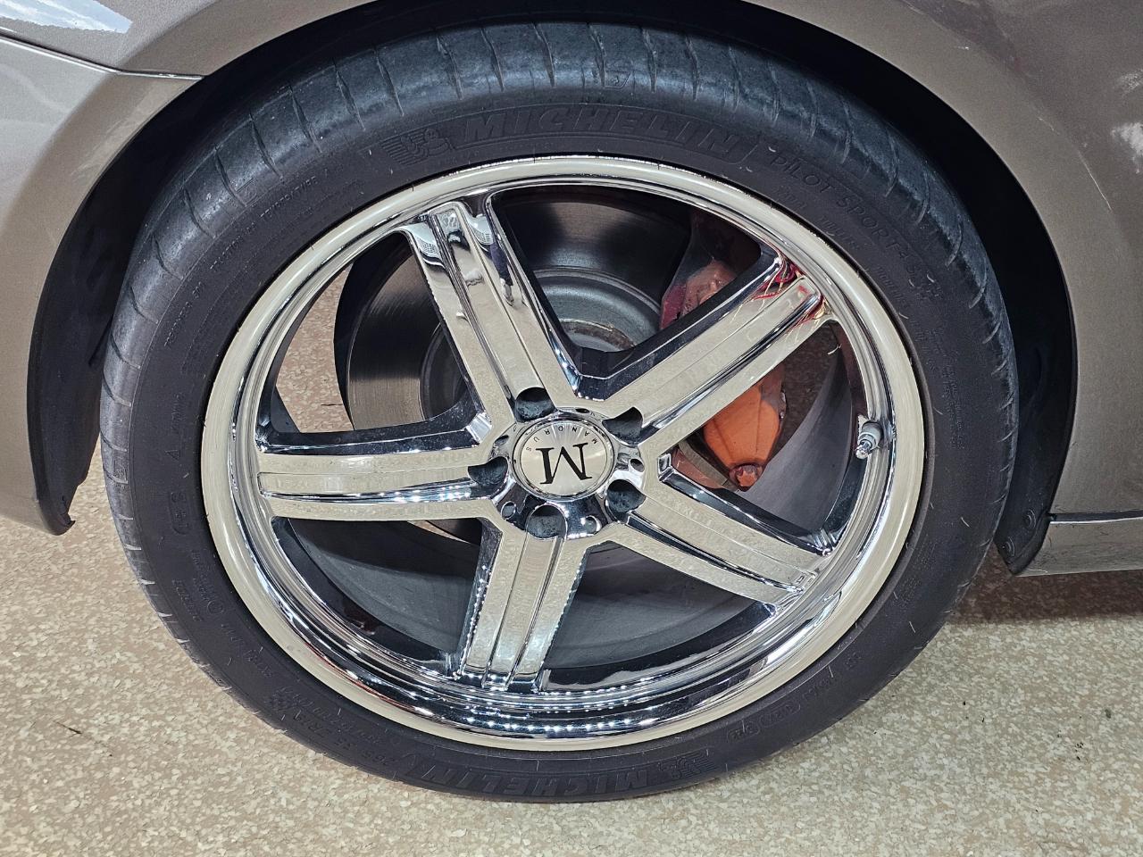 Mercedes-Benz CLS-Class 4dr Sdn 5.5L 2009