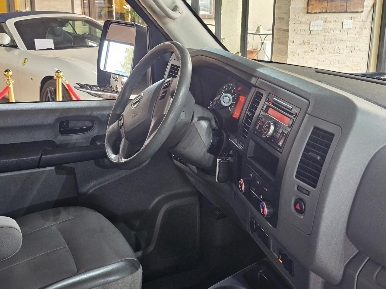 Nissan NV Cargo NV1500 Standard Roof V6 SV 2017