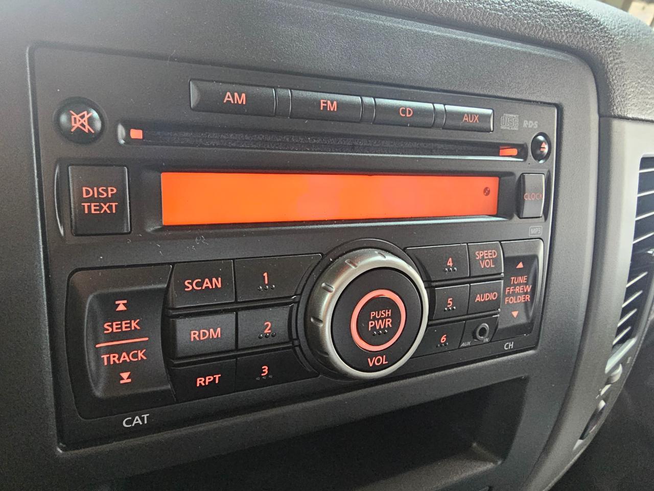 Nissan NV Cargo NV1500 Standard Roof V6 SV 2017