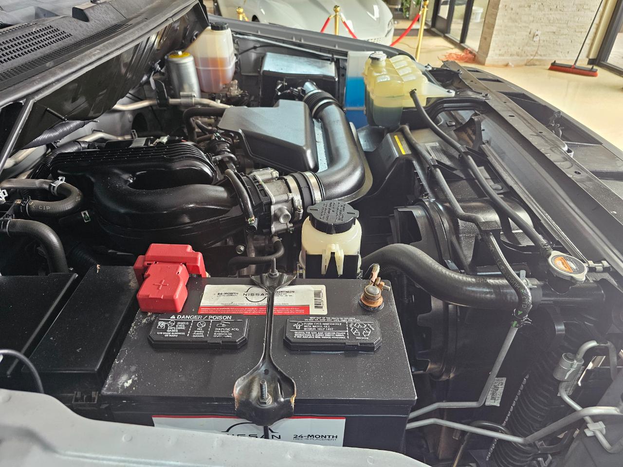 Nissan NV Cargo NV1500 Standard Roof V6 SV 2017