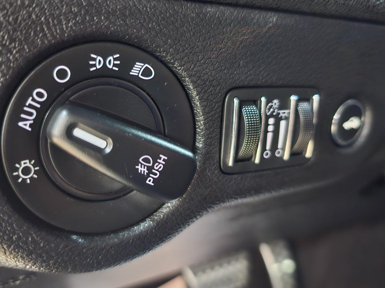 Dodge Charger GT RWD 2021