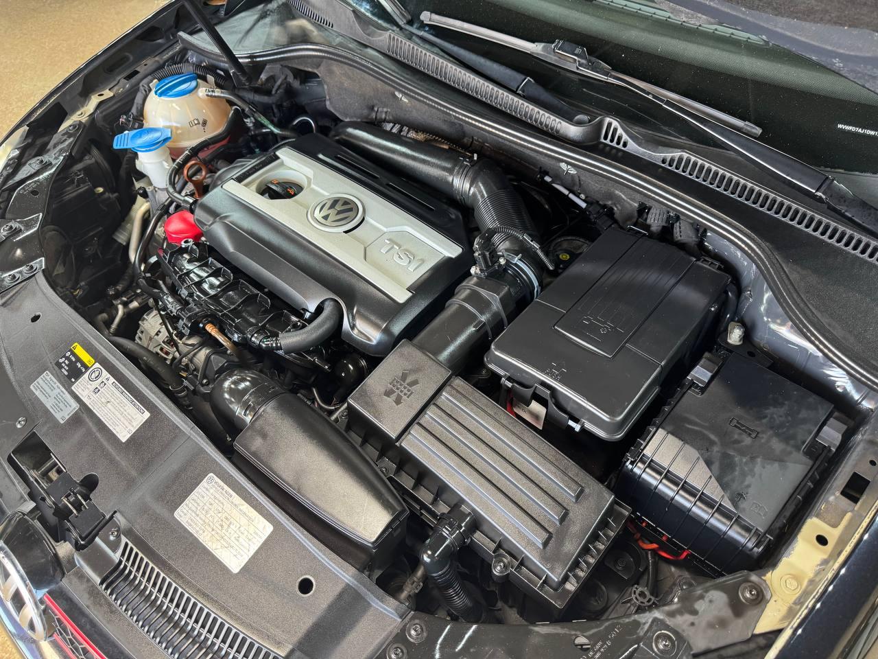 Volkswagen GTI 2dr HB DSG PZEV *Ltd Avail* 2013