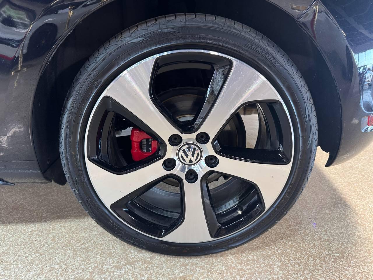 Volkswagen GTI 2dr HB DSG PZEV *Ltd Avail* 2013