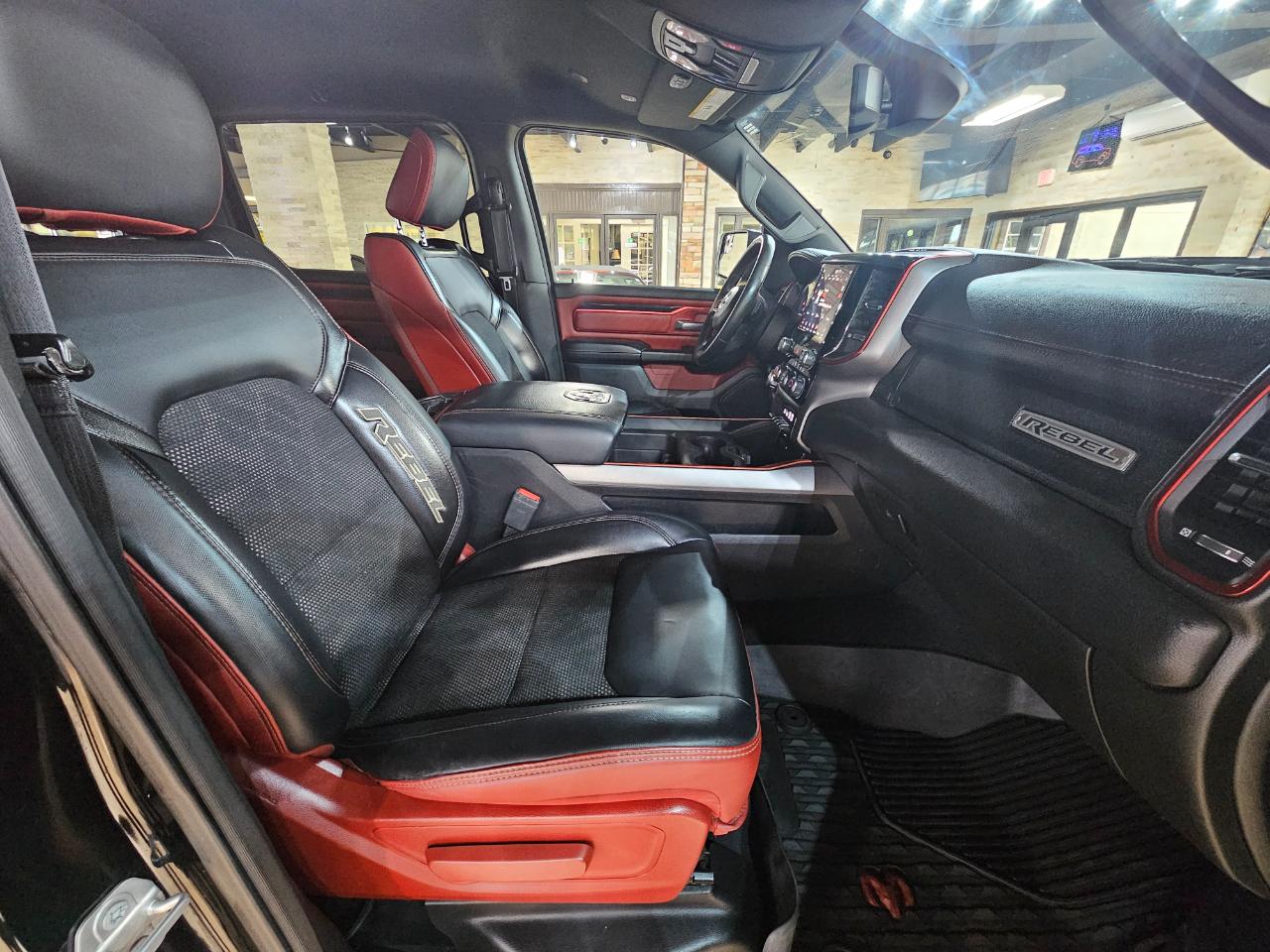 RAM 1500 Rebel 4x4 Crew Cab 5'7" Box 2019