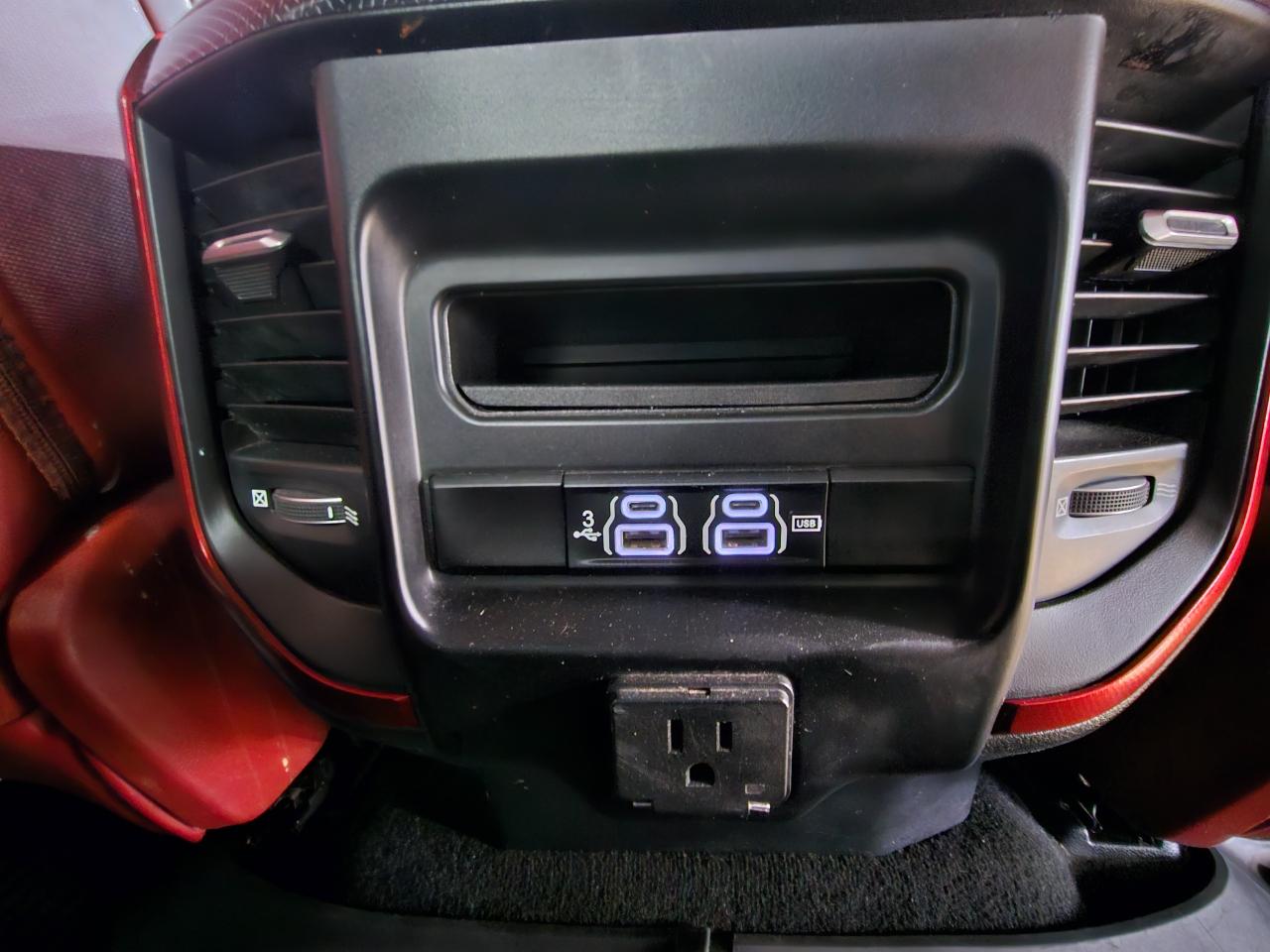 RAM 1500 Rebel 4x4 Crew Cab 5'7" Box 2019