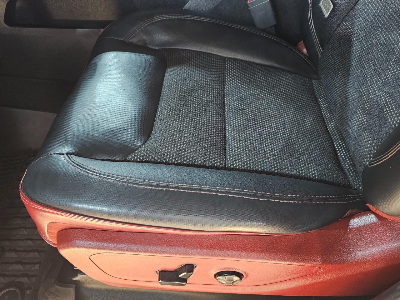 RAM 1500 Rebel 4x4 Crew Cab 5'7" Box 2019