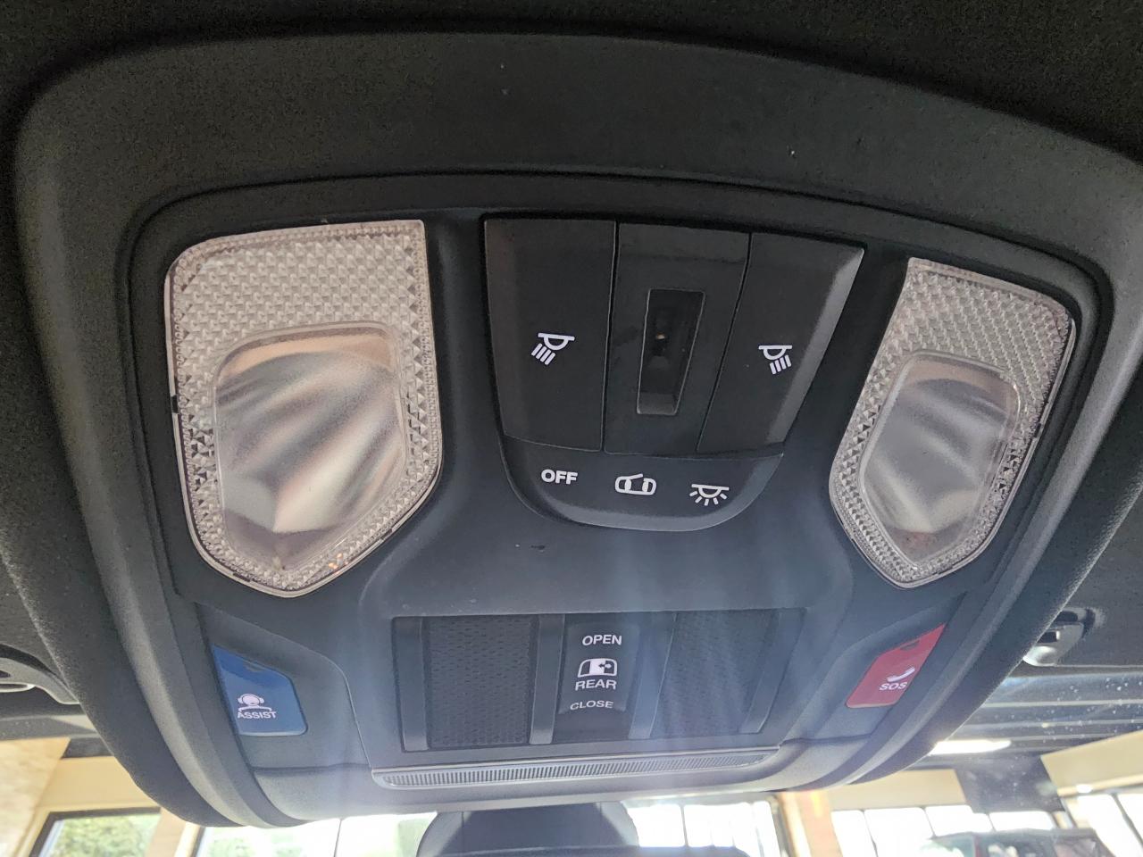 RAM 1500 Rebel 4x4 Crew Cab 5'7" Box 2019