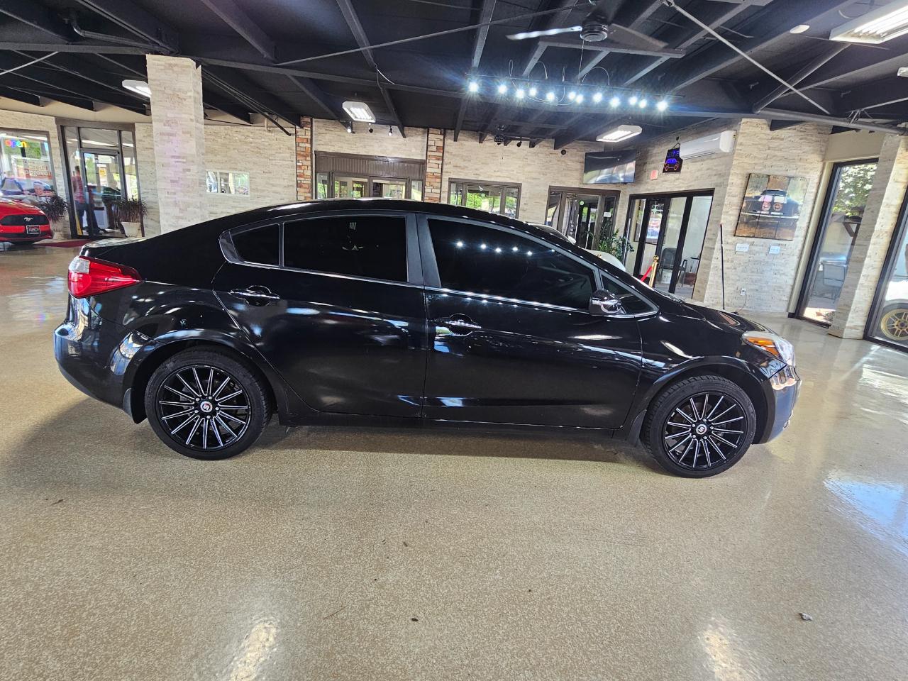 Kia Forte 4dr Sdn Auto EX 2015