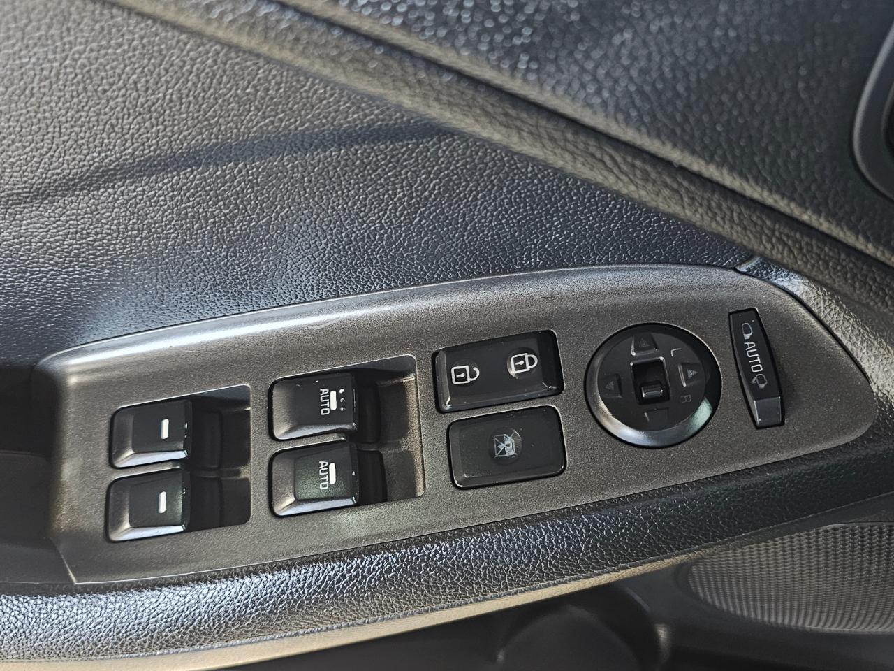 Kia Forte 4dr Sdn Auto EX 2015