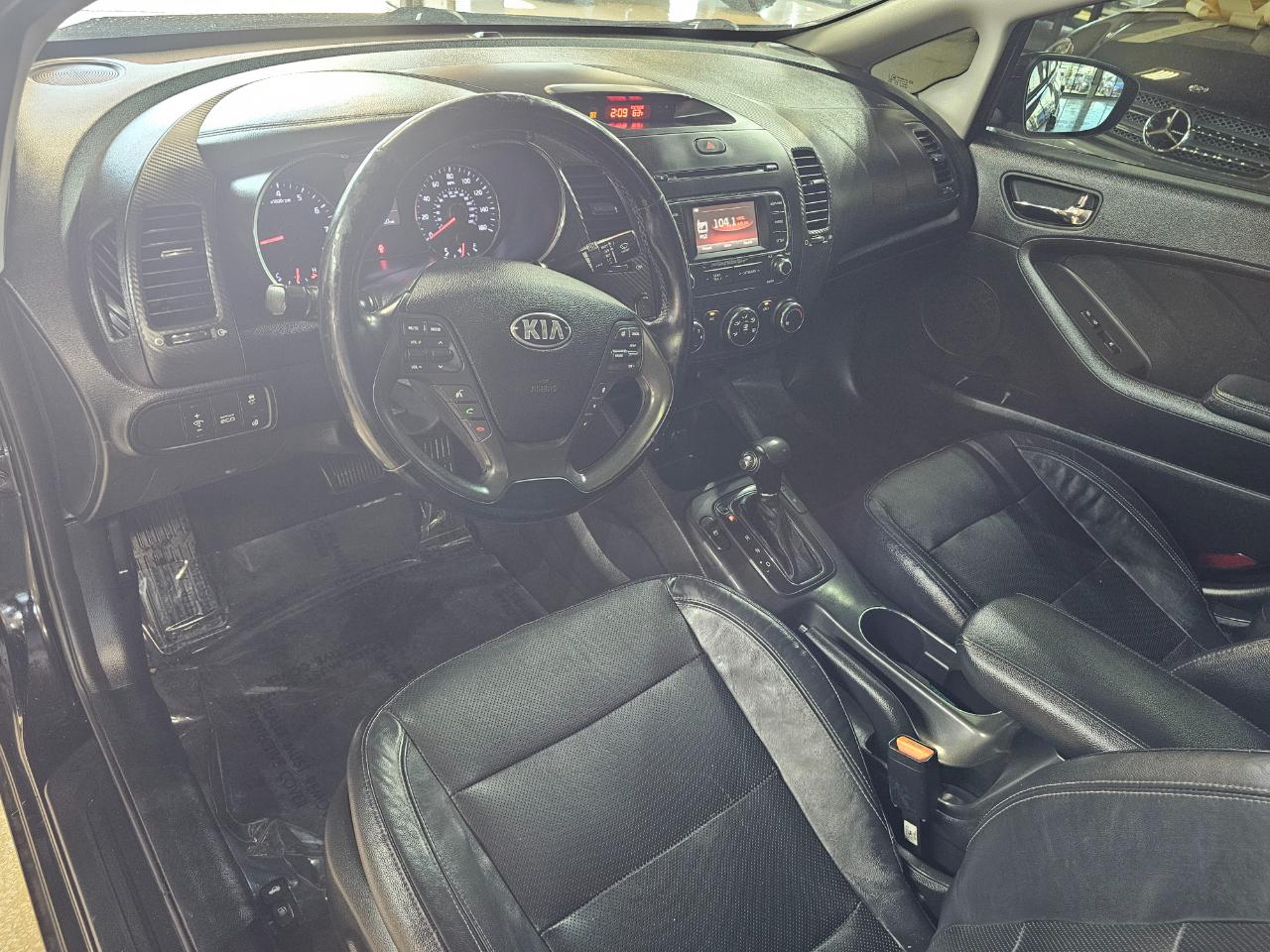 Kia Forte 4dr Sdn Auto EX 2015