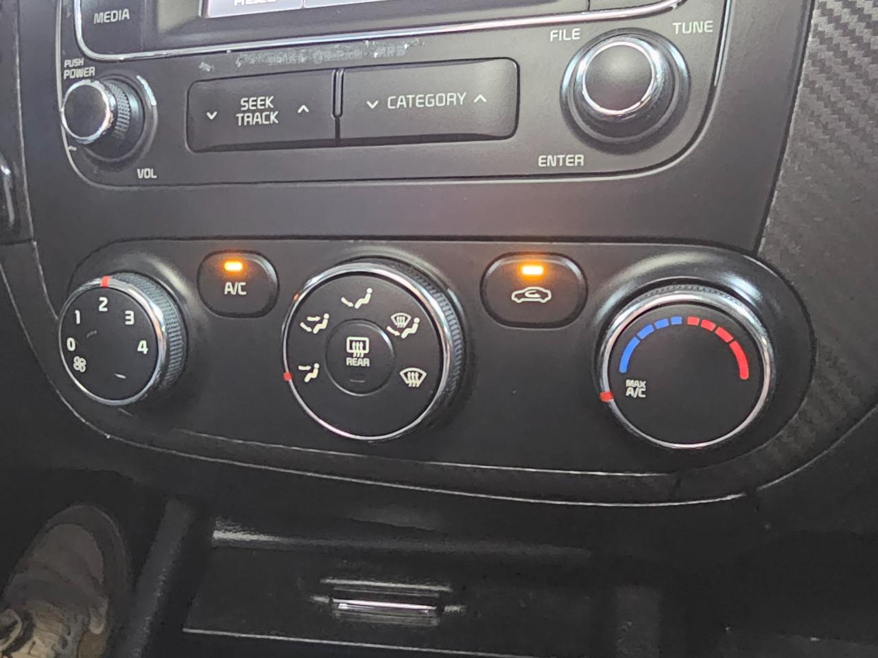 Kia Forte 4dr Sdn Auto EX 2015