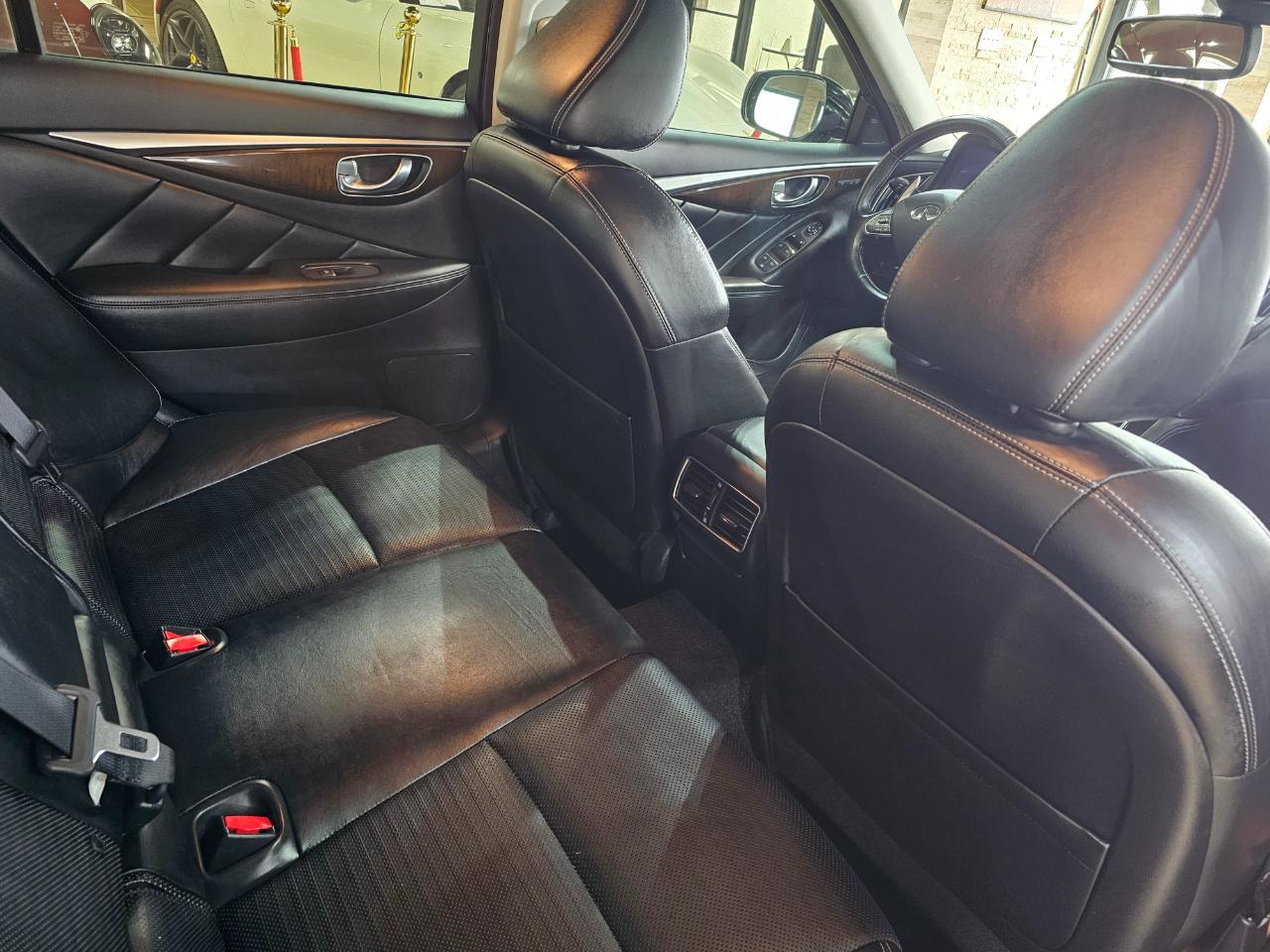 Infiniti Q50 4dr Sdn Sport RWD 2015