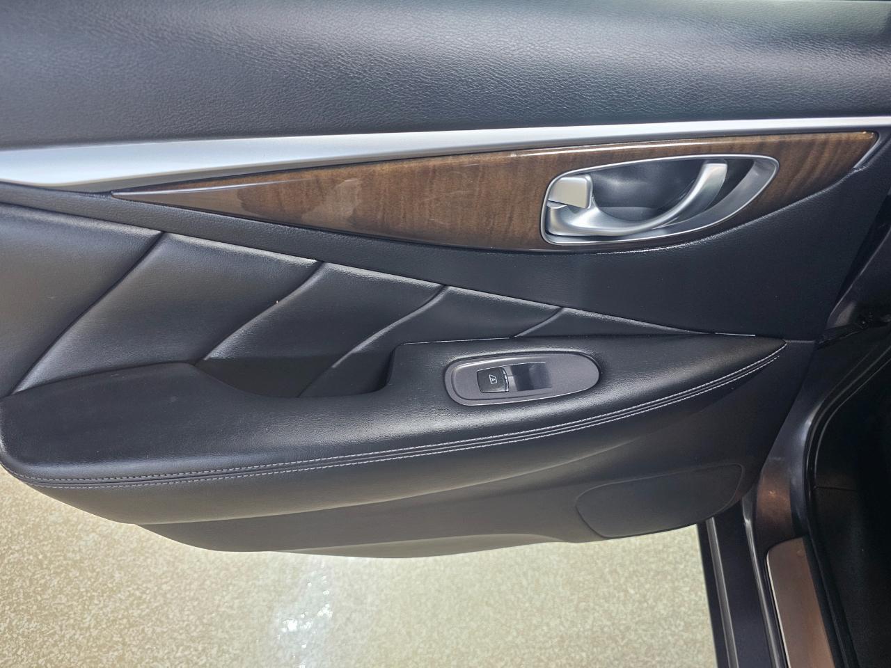 Infiniti Q50 4dr Sdn Sport RWD 2015