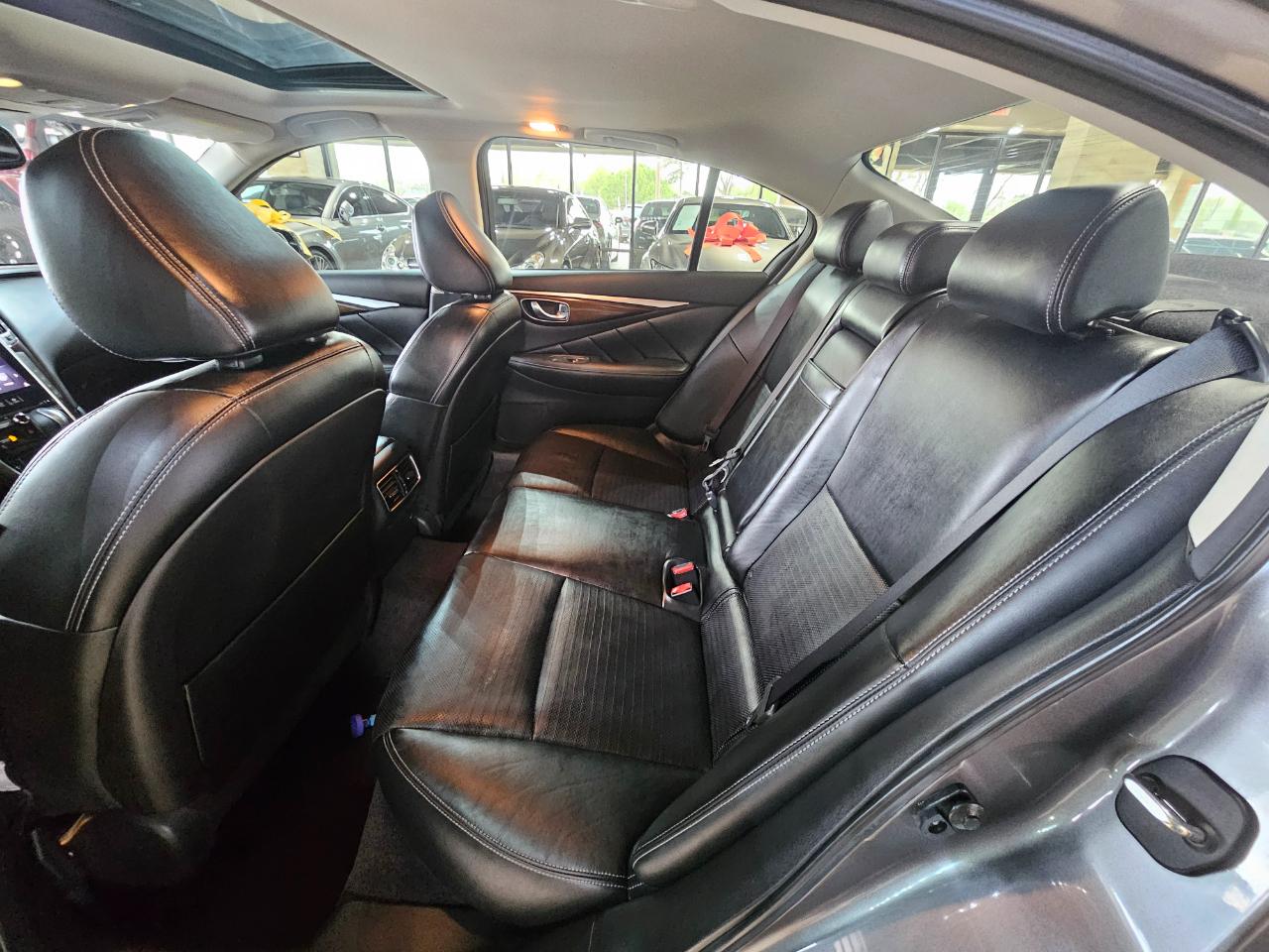 Infiniti Q50 4dr Sdn Sport RWD 2015