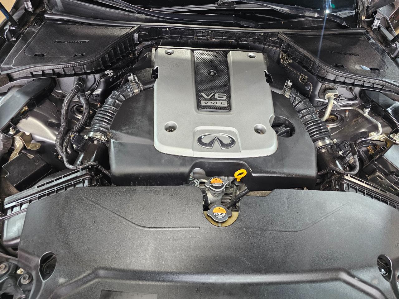 Infiniti Q50 4dr Sdn Sport RWD 2015