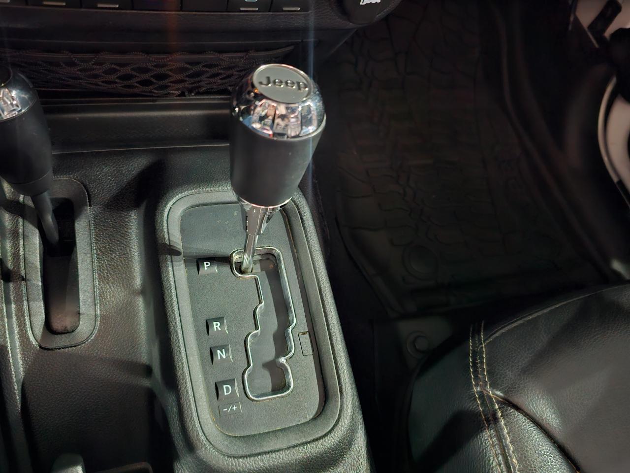 Jeep Wrangler Unlimited Rubicon Hard Rock 4x4 *Ltd Avail* 2017