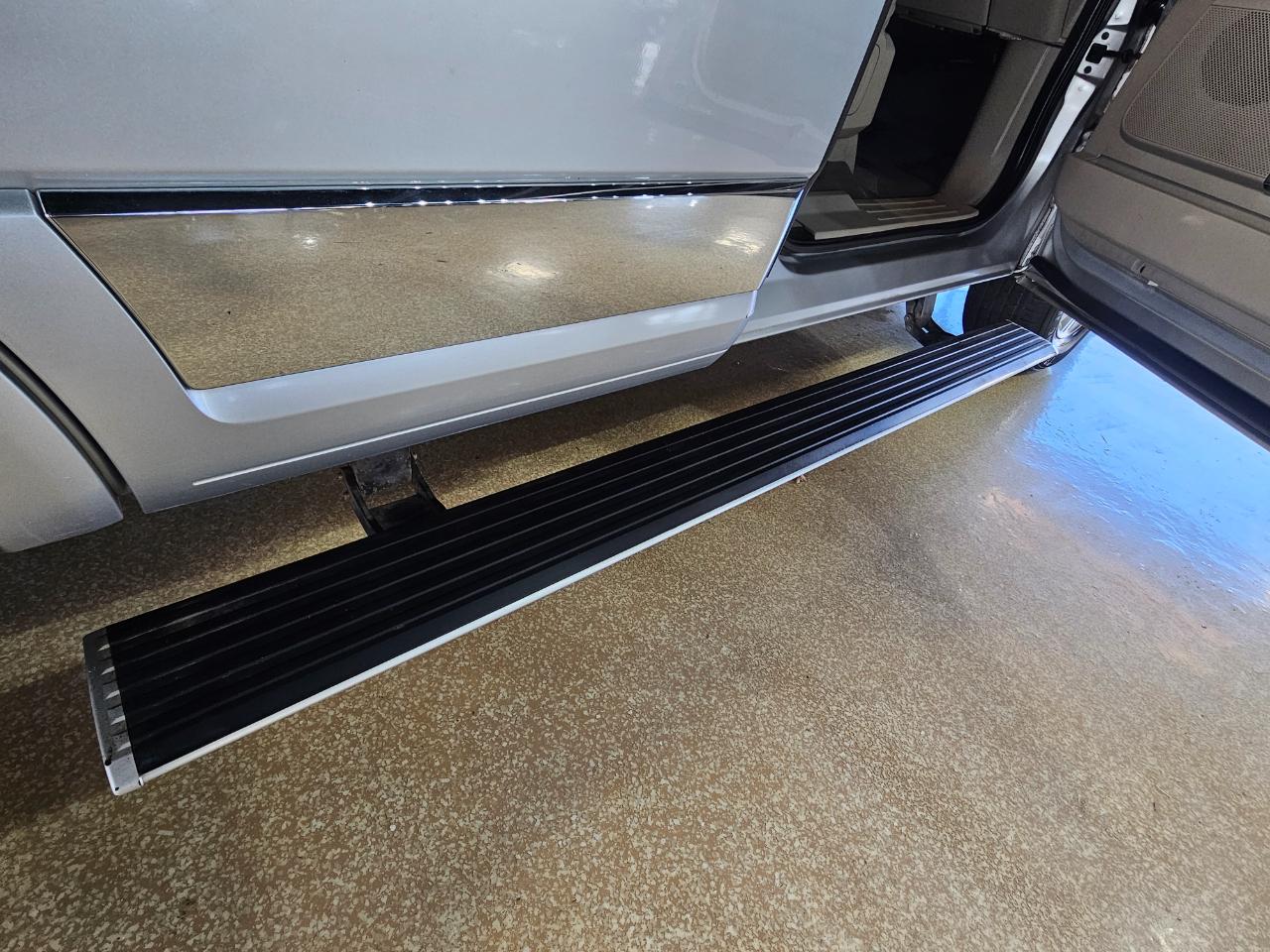 Lincoln Navigator 4WD 4dr 2014