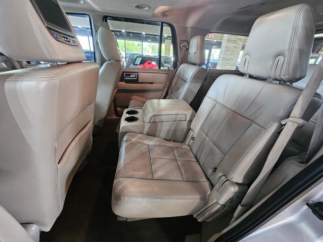 Lincoln Navigator 4WD 4dr 2014