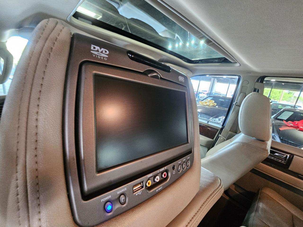 Lincoln Navigator 4WD 4dr 2014