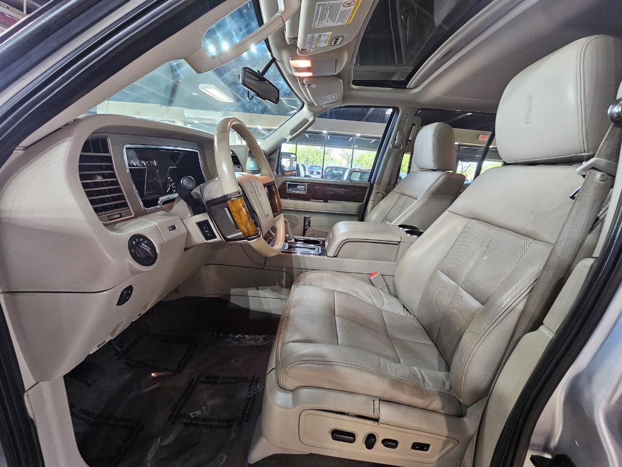 Lincoln Navigator 4WD 4dr 2014