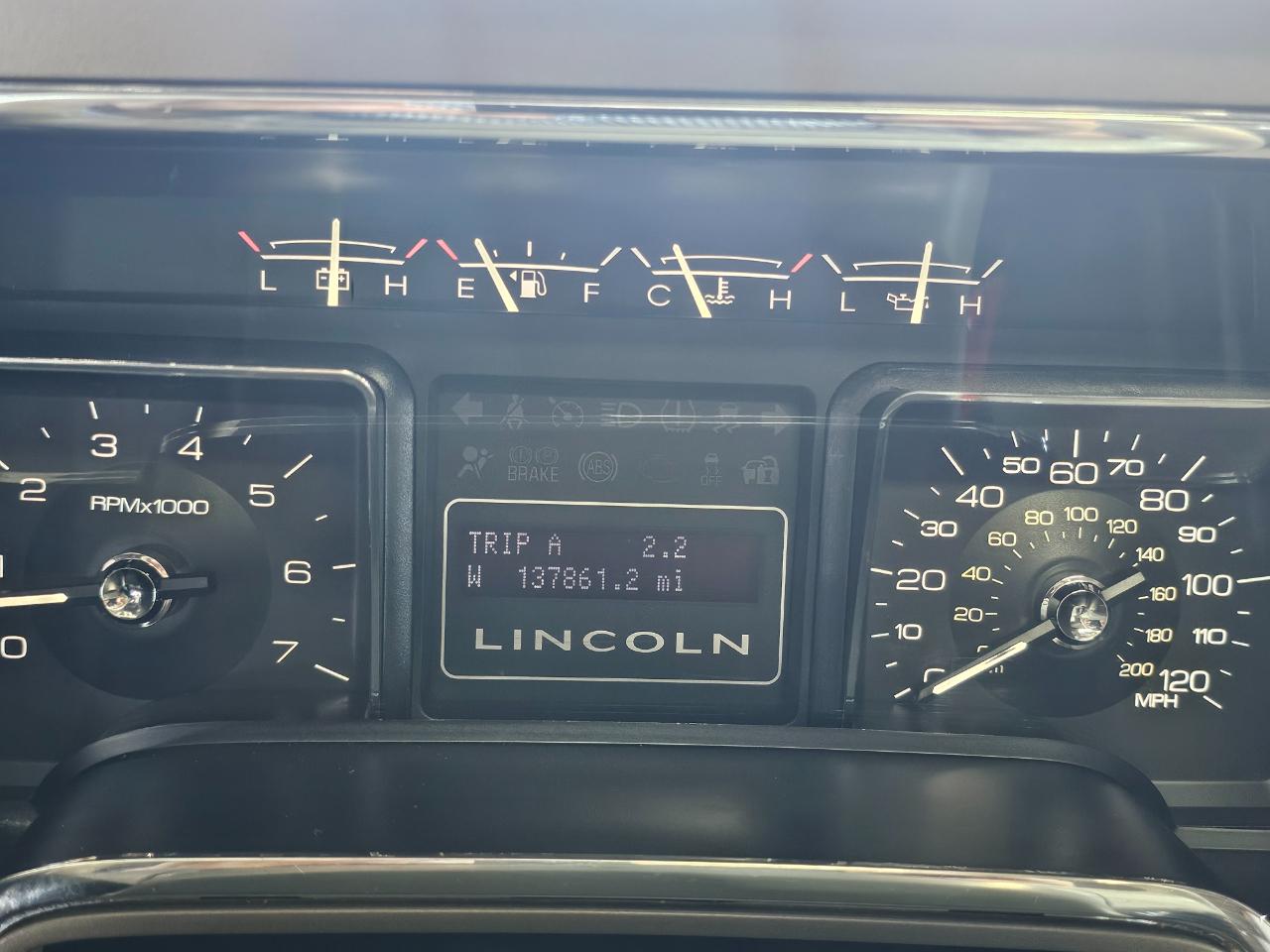 Lincoln Navigator 4WD 4dr 2014