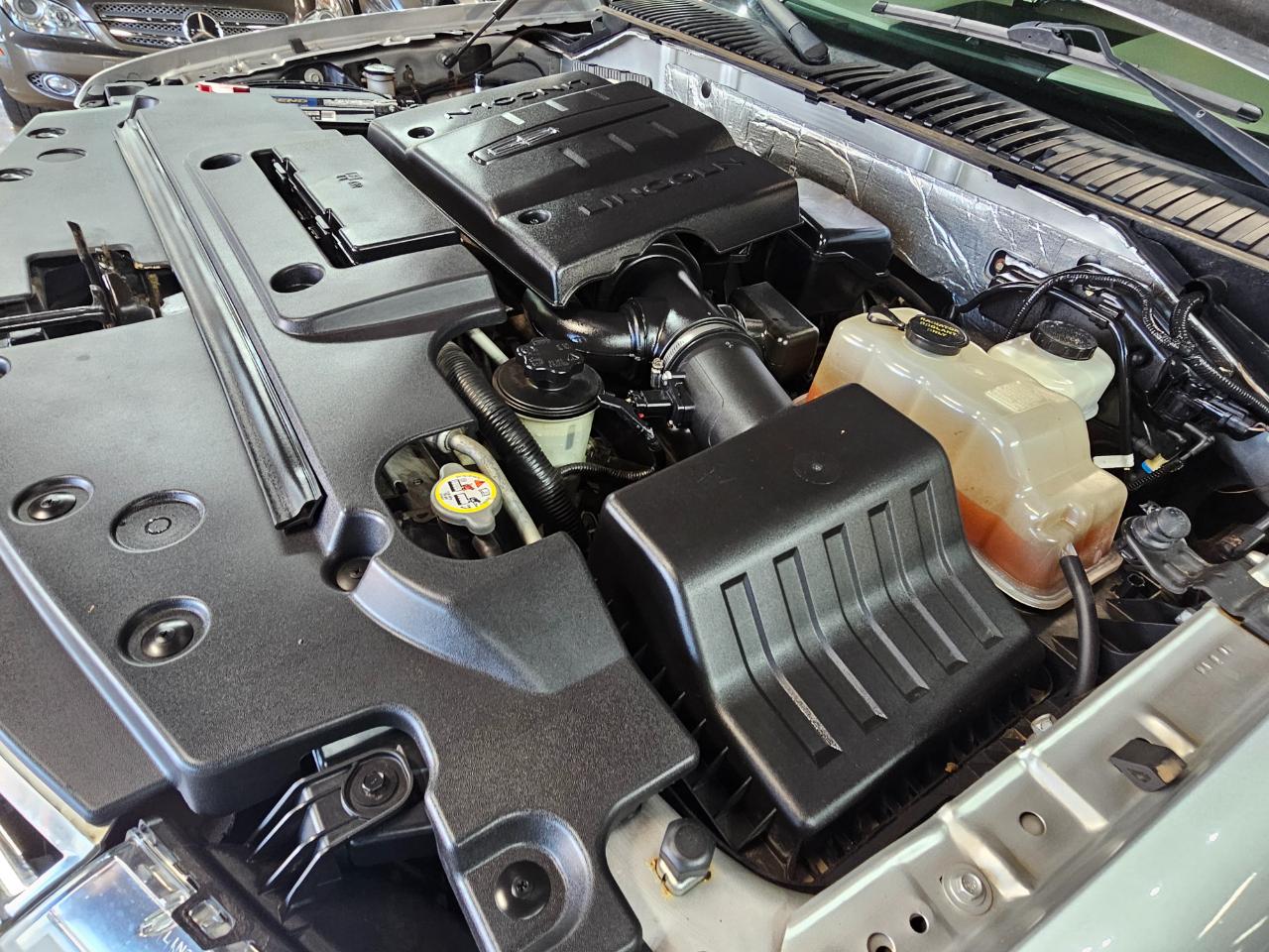 Lincoln Navigator 4WD 4dr 2014