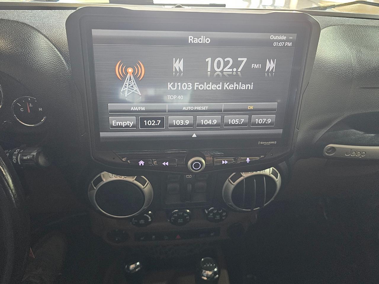 Jeep Wrangler Unlimited 4WD 4dr Sahara 2012