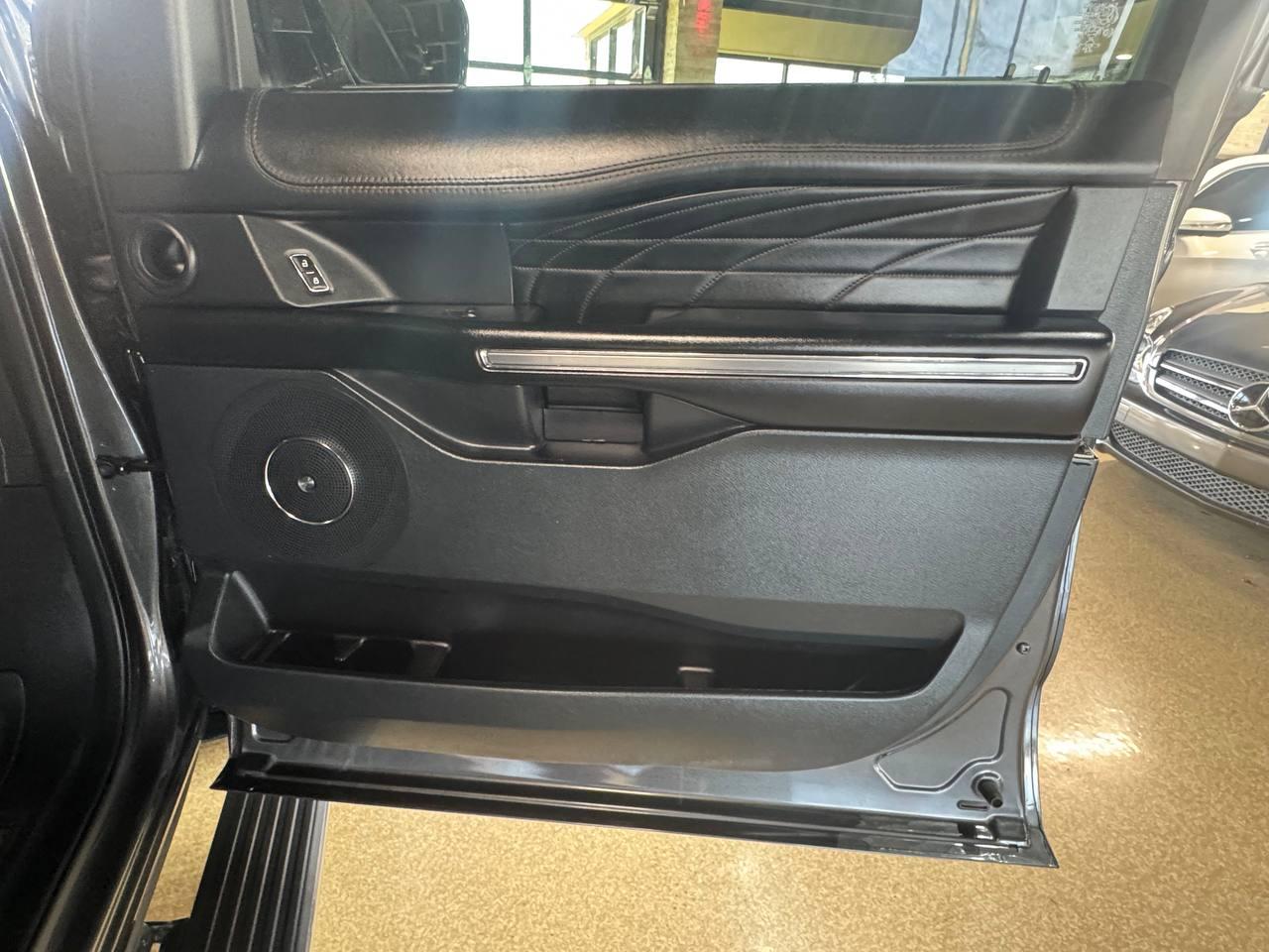 Ford Expedition Platinum 4x4 2020