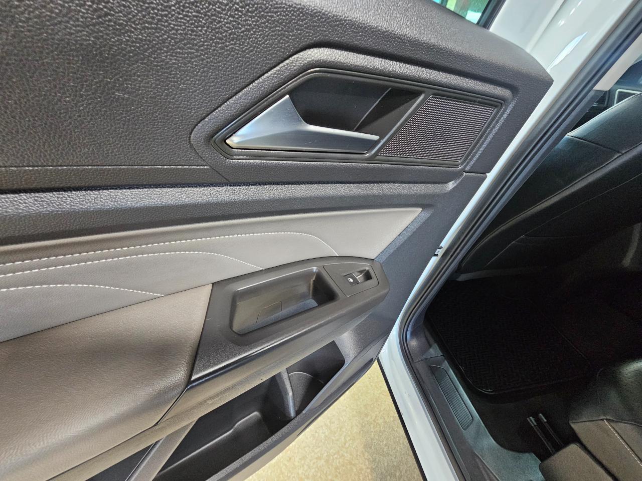 Volkswagen Atlas 2.0T SE FWD 2022