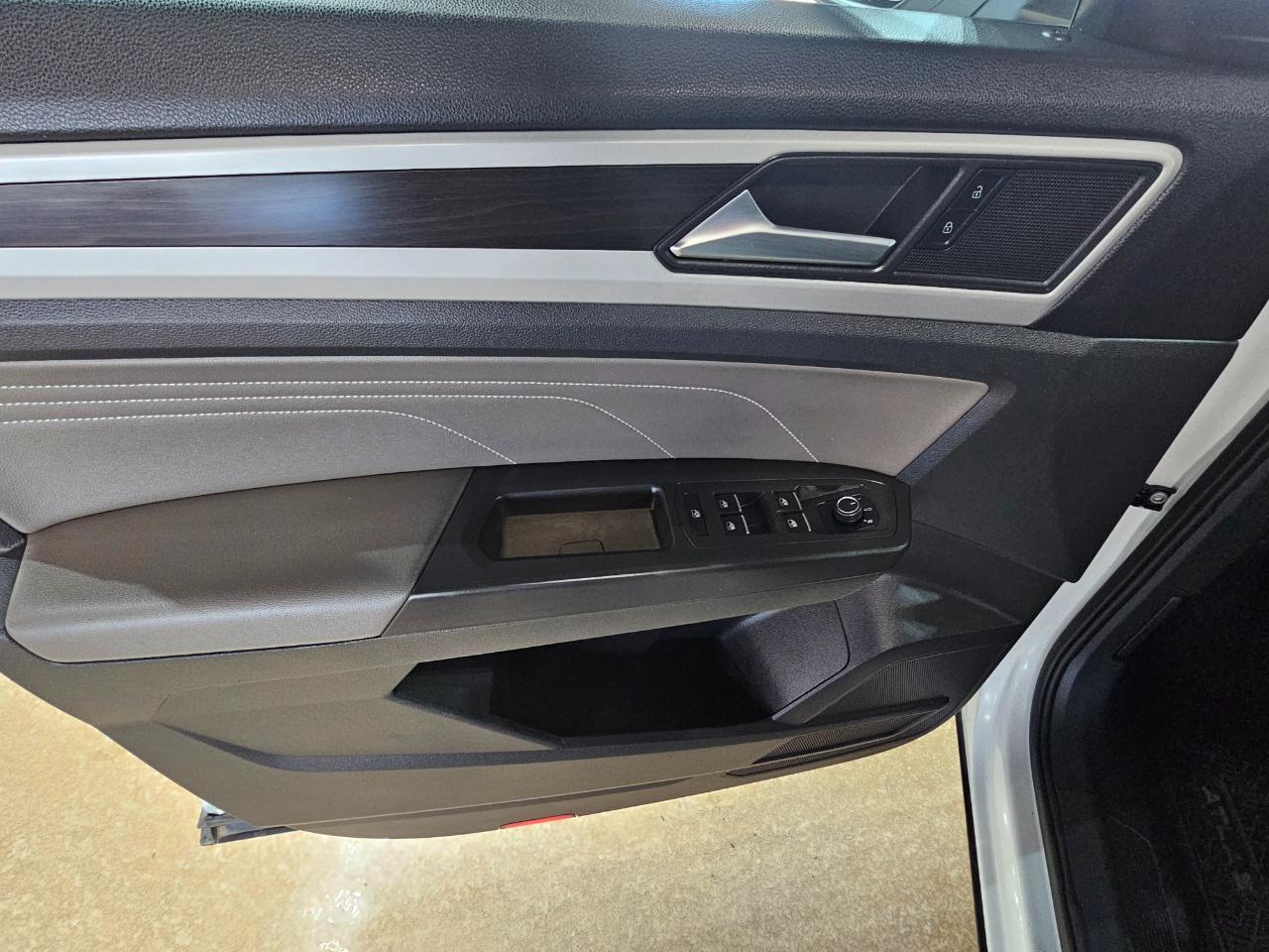 Volkswagen Atlas 2.0T SE FWD 2022