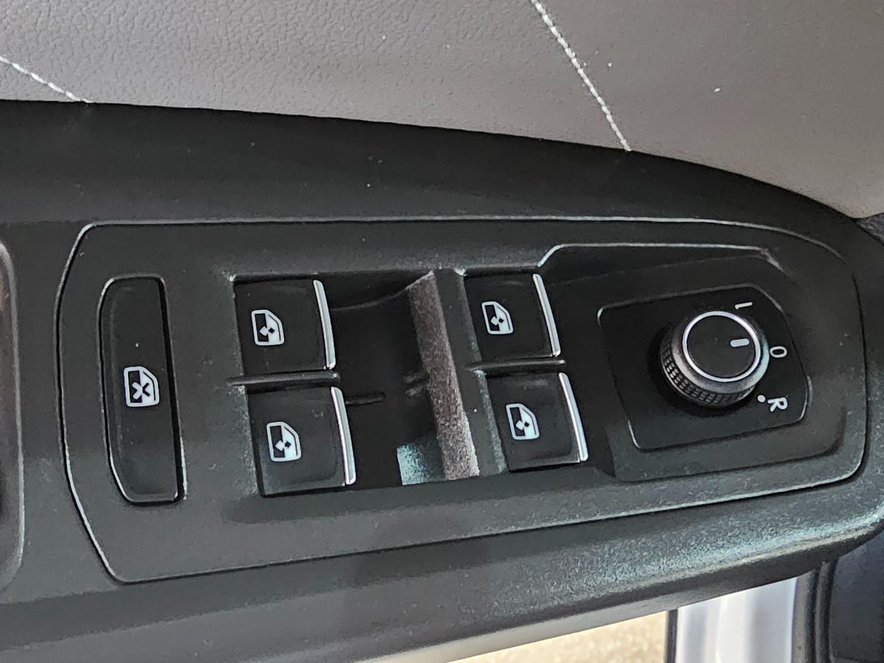 Volkswagen Atlas 2.0T SE FWD 2022