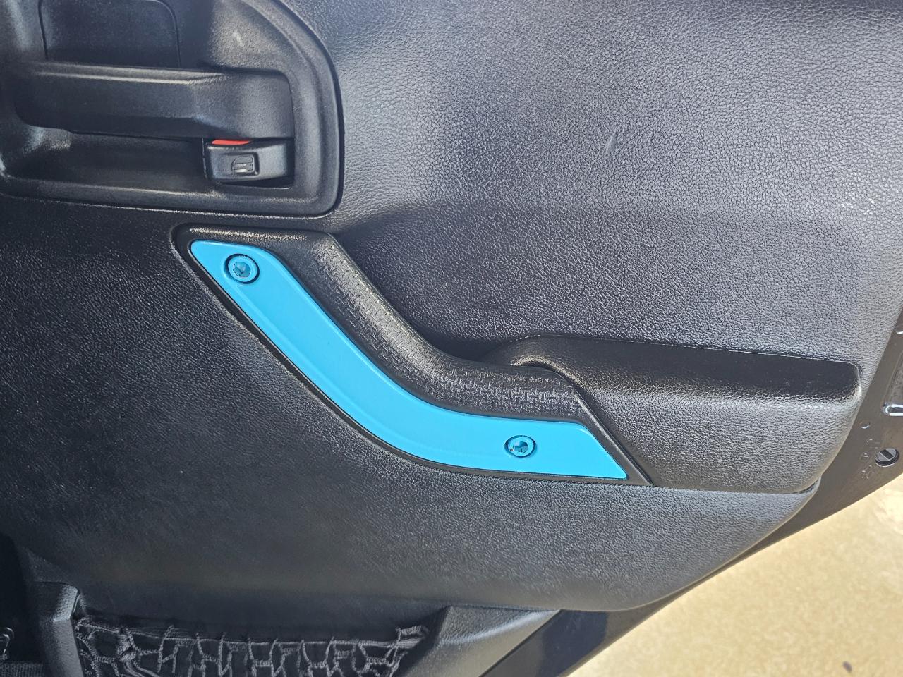 Jeep Wrangler Unlimited 4WD 4dr Sahara 2016