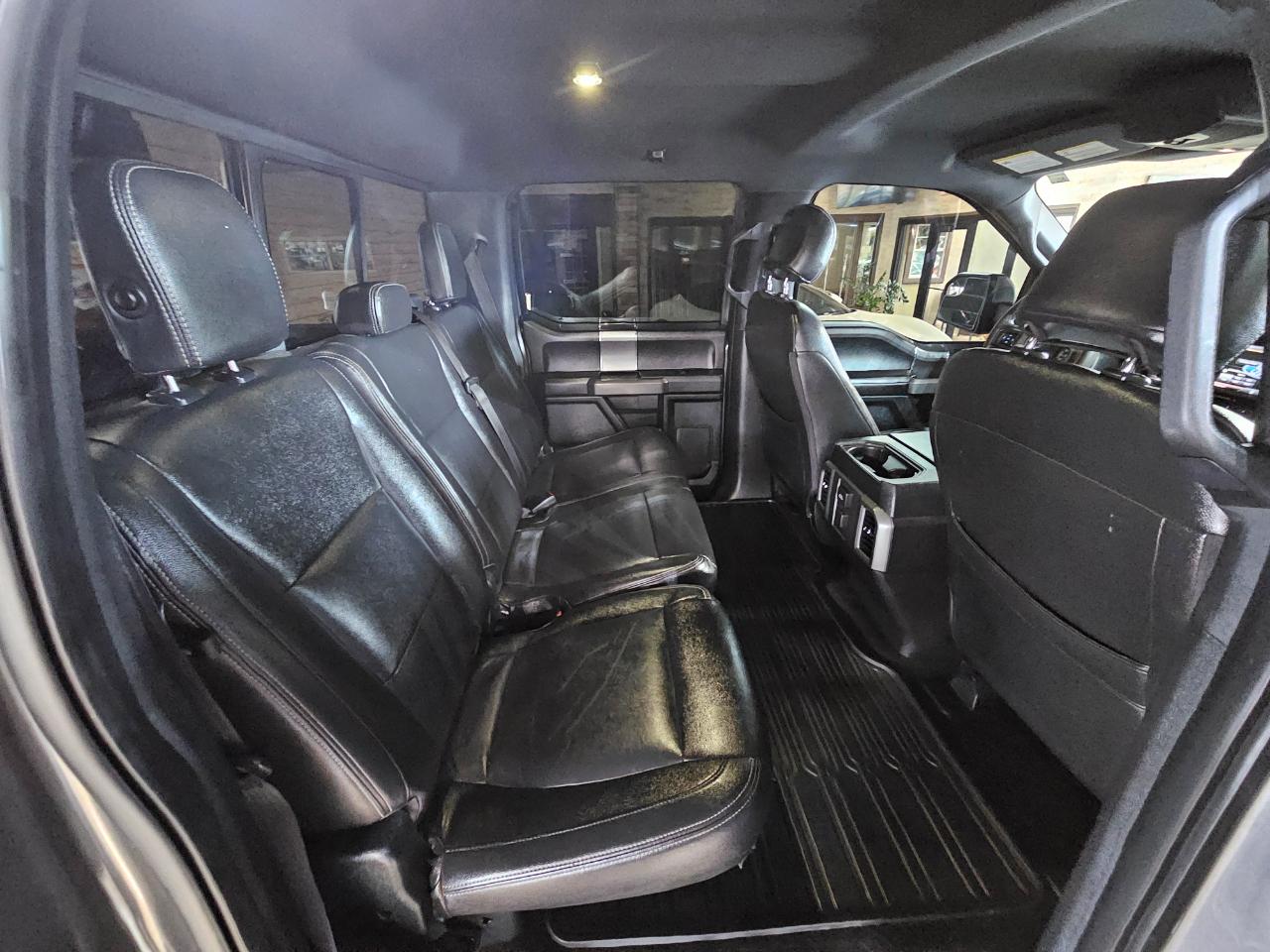 Ford F-150 4WD SuperCrew 145" XLT 2015