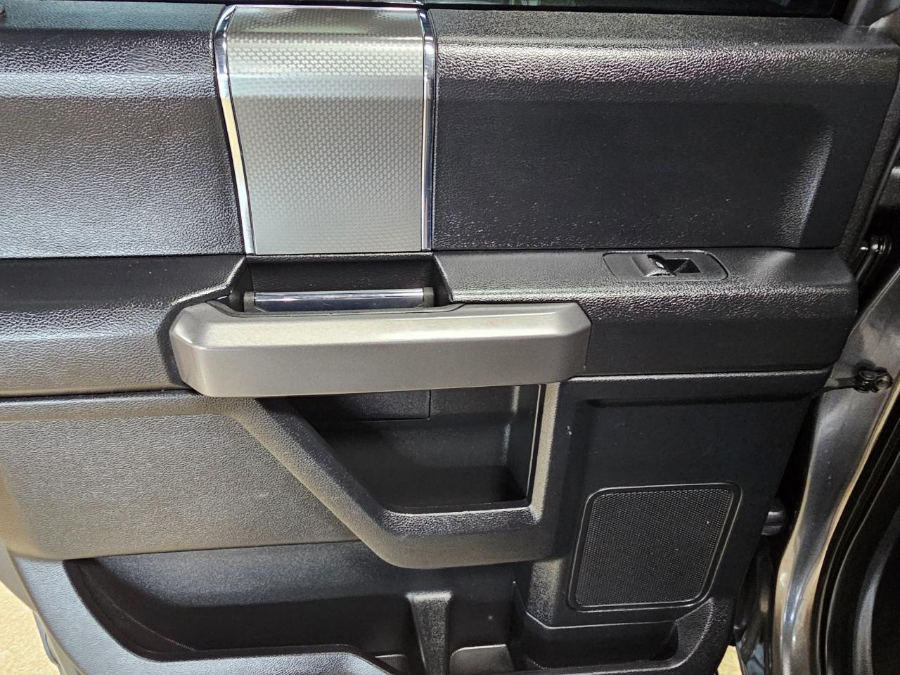 Ford F-150 4WD SuperCrew 145" XLT 2015