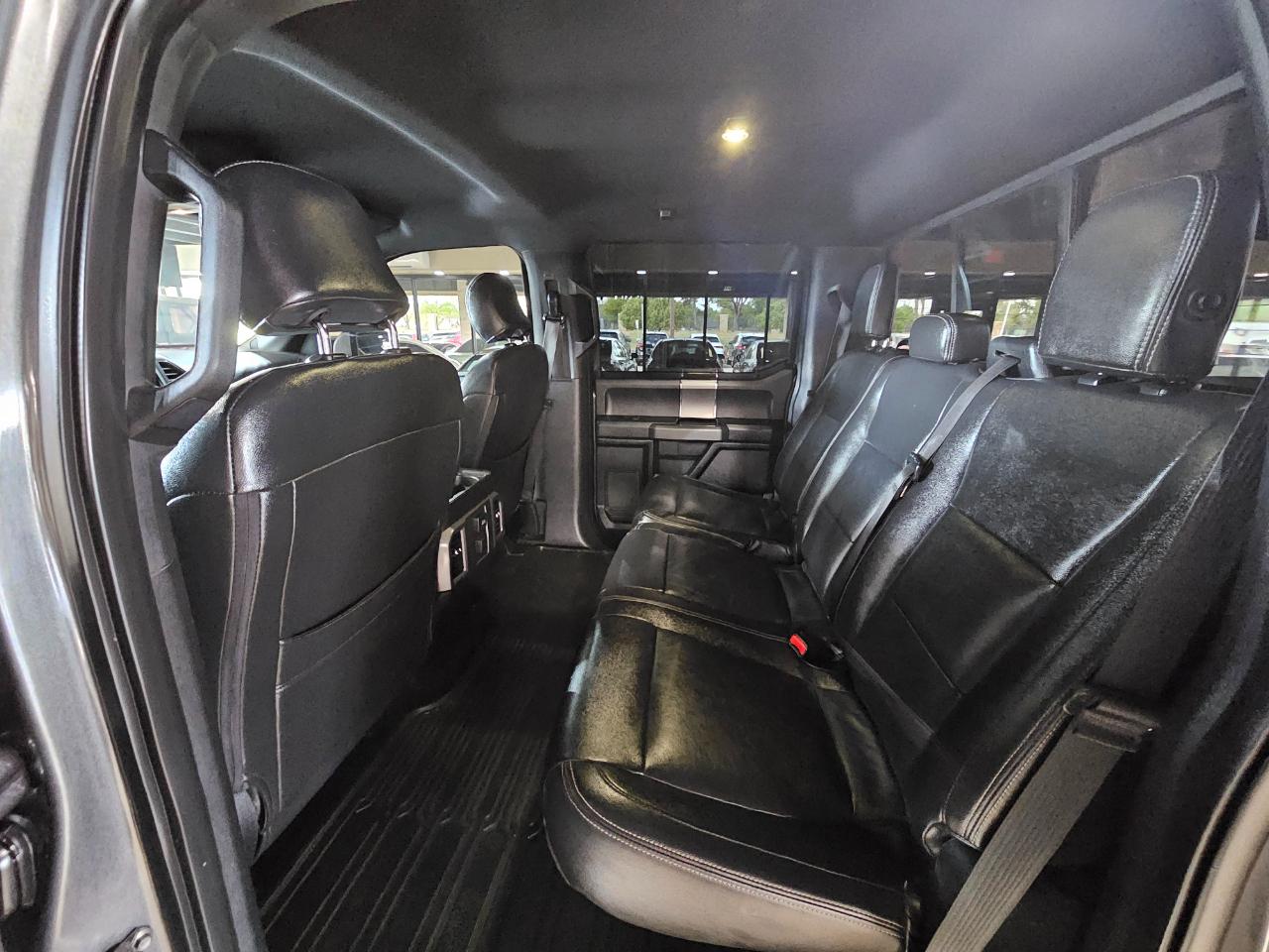 Ford F-150 4WD SuperCrew 145" XLT 2015