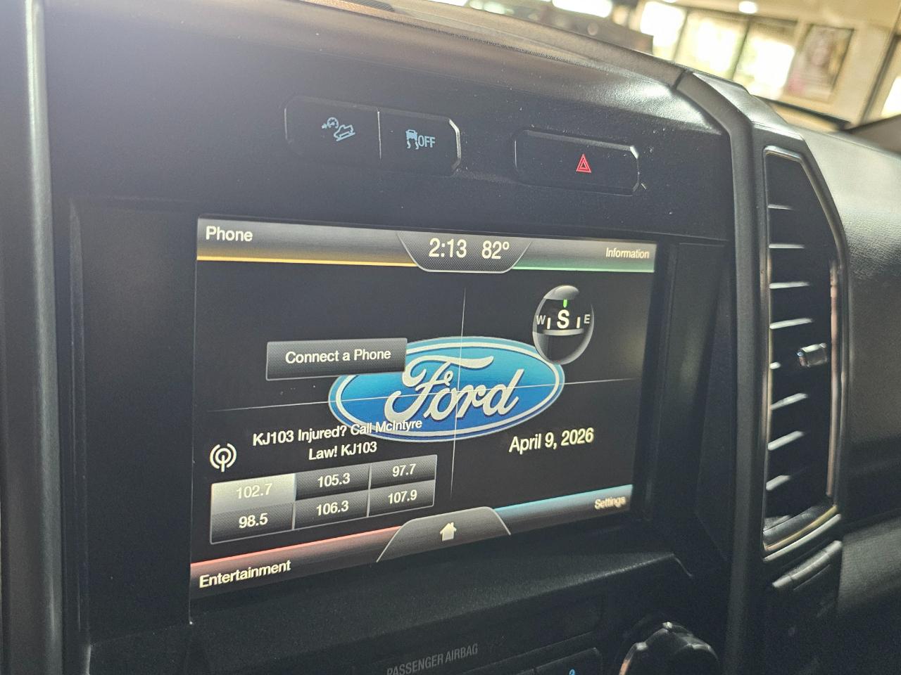 Ford F-150 4WD SuperCrew 145" XLT 2015