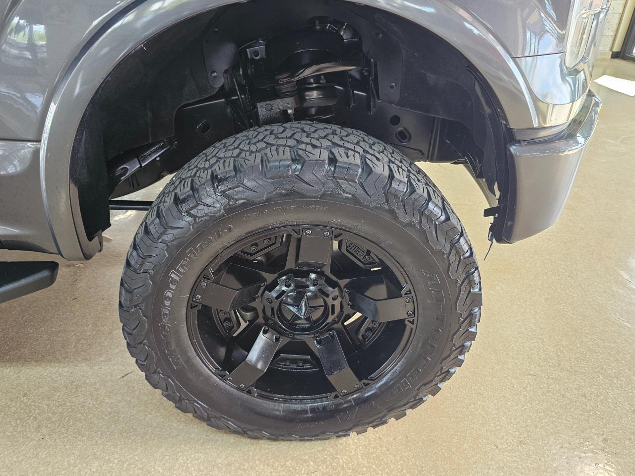 Ford F-150 4WD SuperCrew 145" XLT 2015