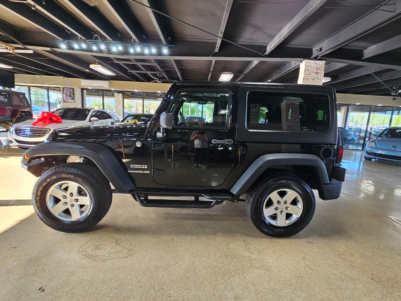 Jeep Wrangler 4WD 2dr Sport 2012