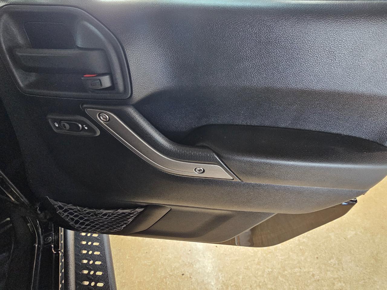 Jeep Wrangler 4WD 2dr Sport 2012