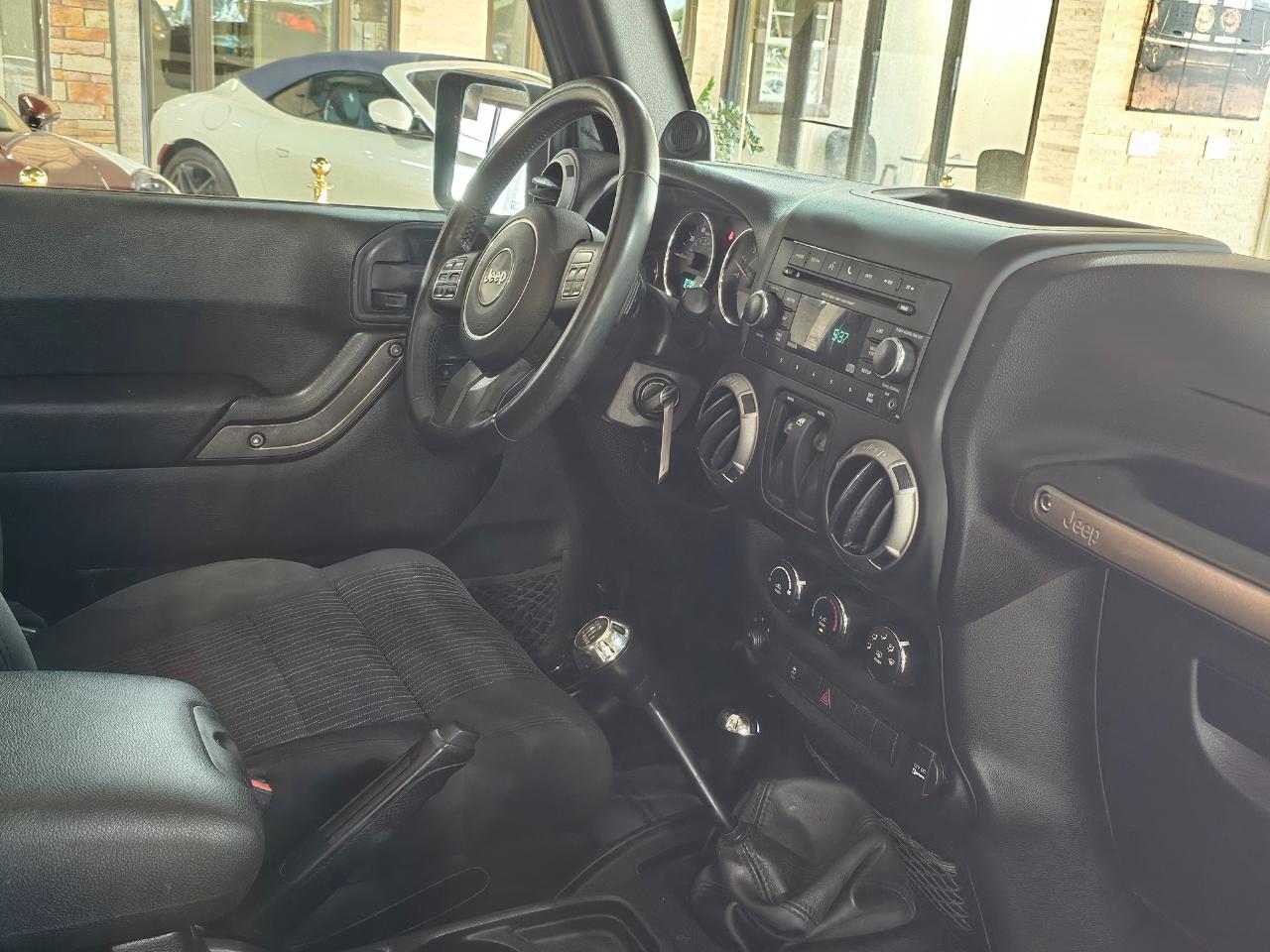 Jeep Wrangler 4WD 2dr Sport 2012