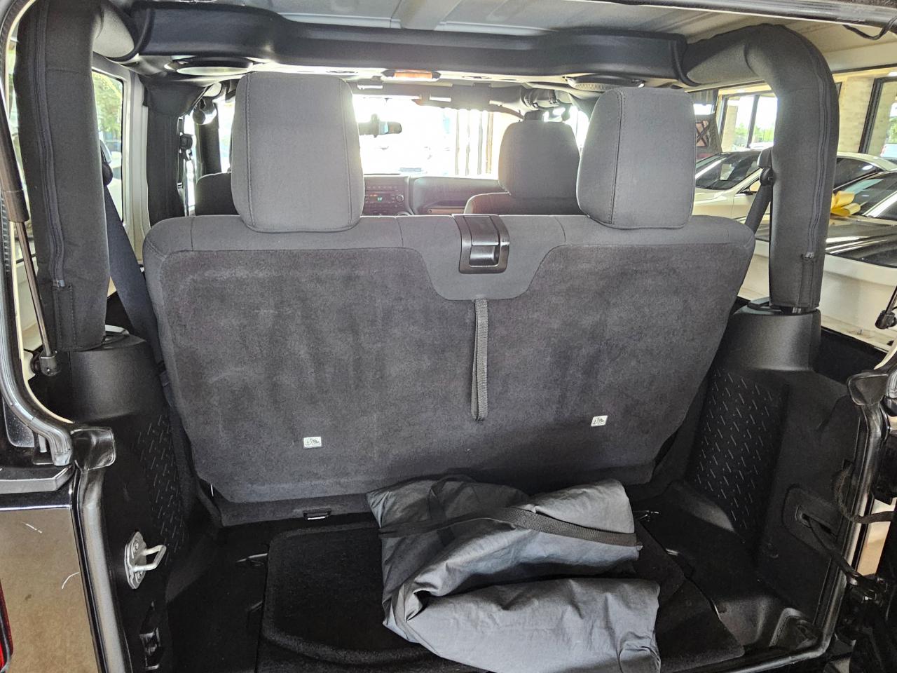 Jeep Wrangler 4WD 2dr Sport 2012