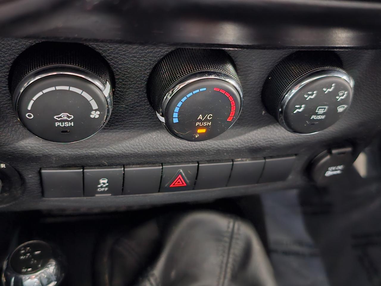 Jeep Wrangler 4WD 2dr Sport 2012