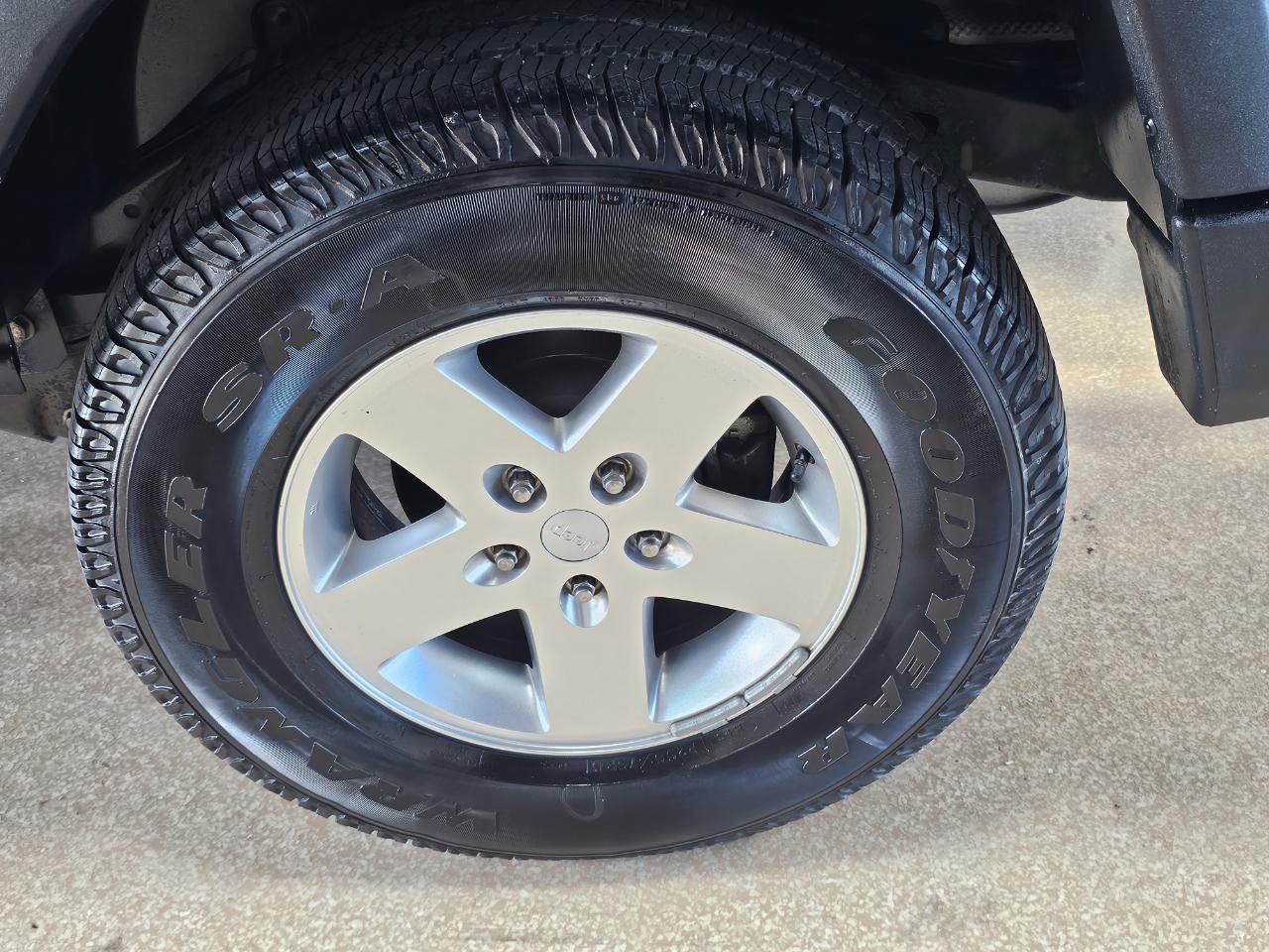 Jeep Wrangler 4WD 2dr Sport 2012