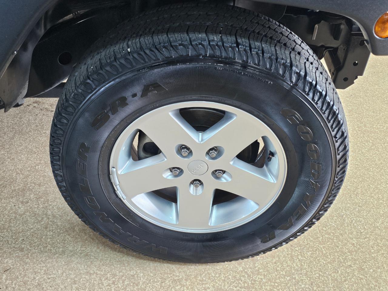 Jeep Wrangler 4WD 2dr Sport 2012