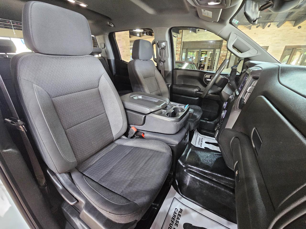 Chevrolet Silverado 1500 4WD Crew Cab 147" Work Truck 2023