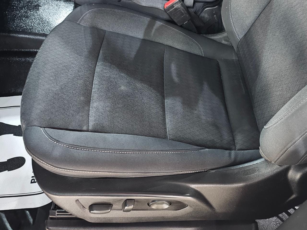 Chevrolet Silverado 1500 4WD Crew Cab 147" Work Truck 2023