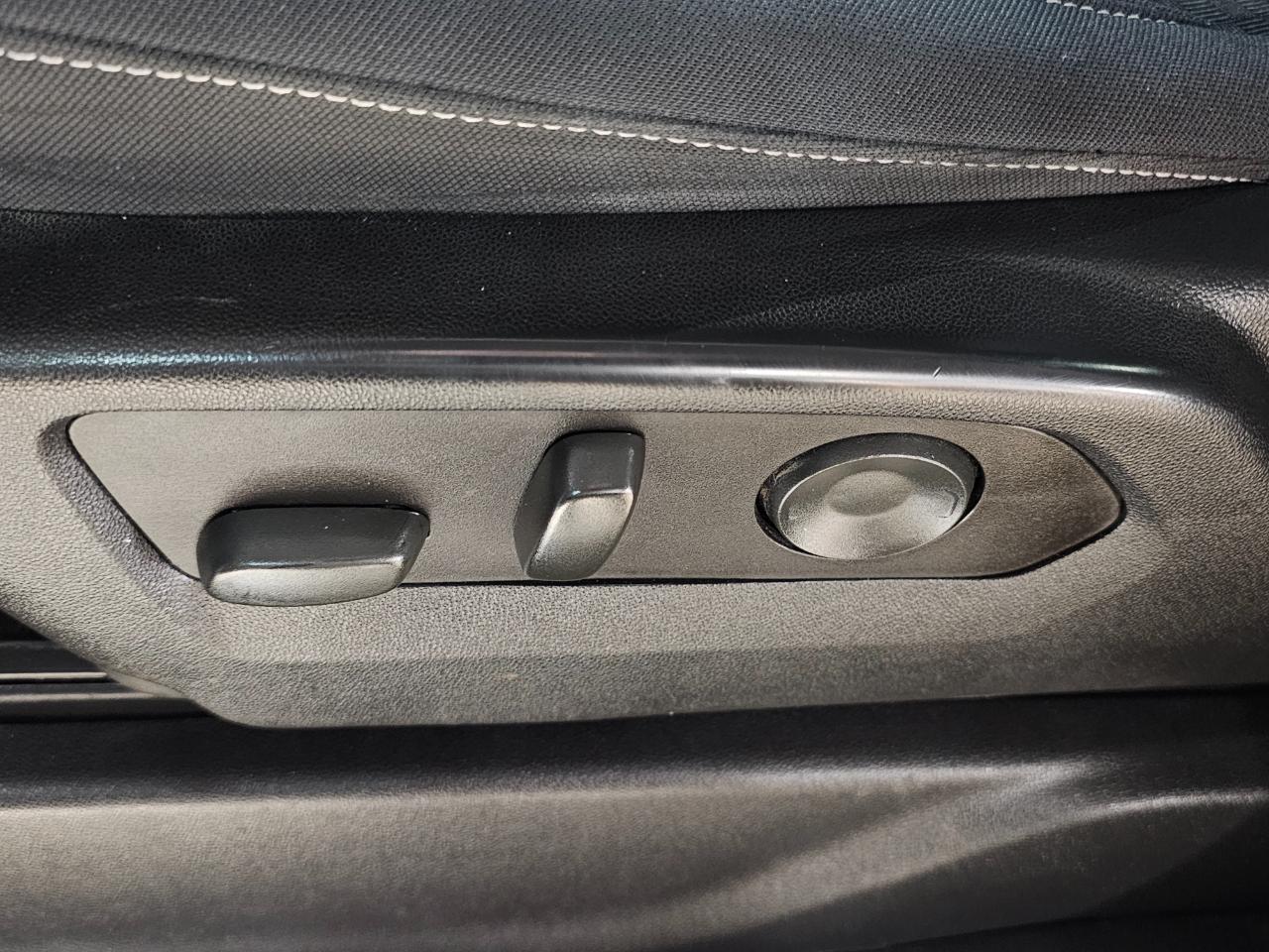 Chevrolet Silverado 1500 4WD Crew Cab 147" Work Truck 2023