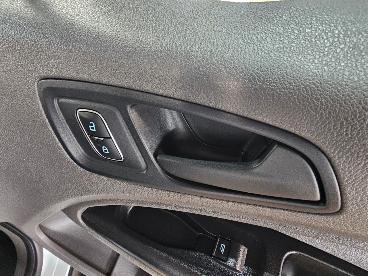 Ford Transit Connect Van XL LWB w/Rear Symmetrical Doors 2020