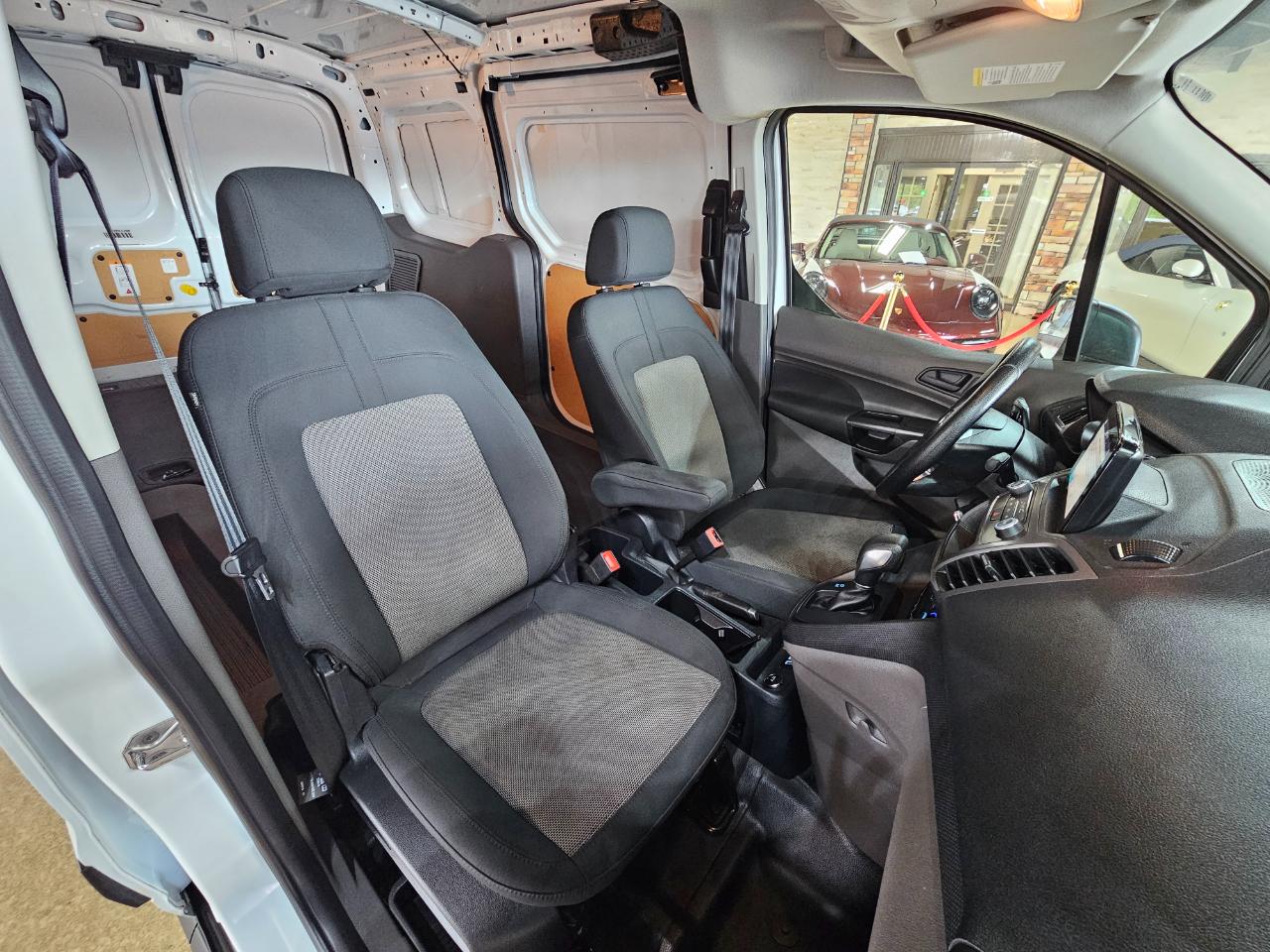 Ford Transit Connect Van XL LWB w/Rear Symmetrical Doors 2020