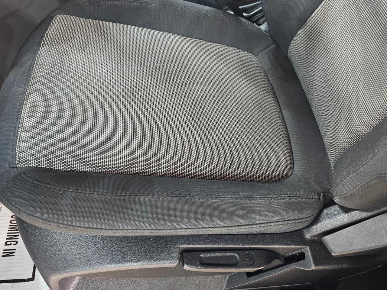 Ford Transit Connect Van XL LWB w/Rear Symmetrical Doors 2020